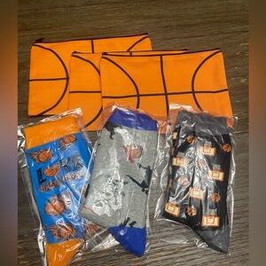 Amazon brand  lot of 3 boy basketball socks and 3 pencil pouch
